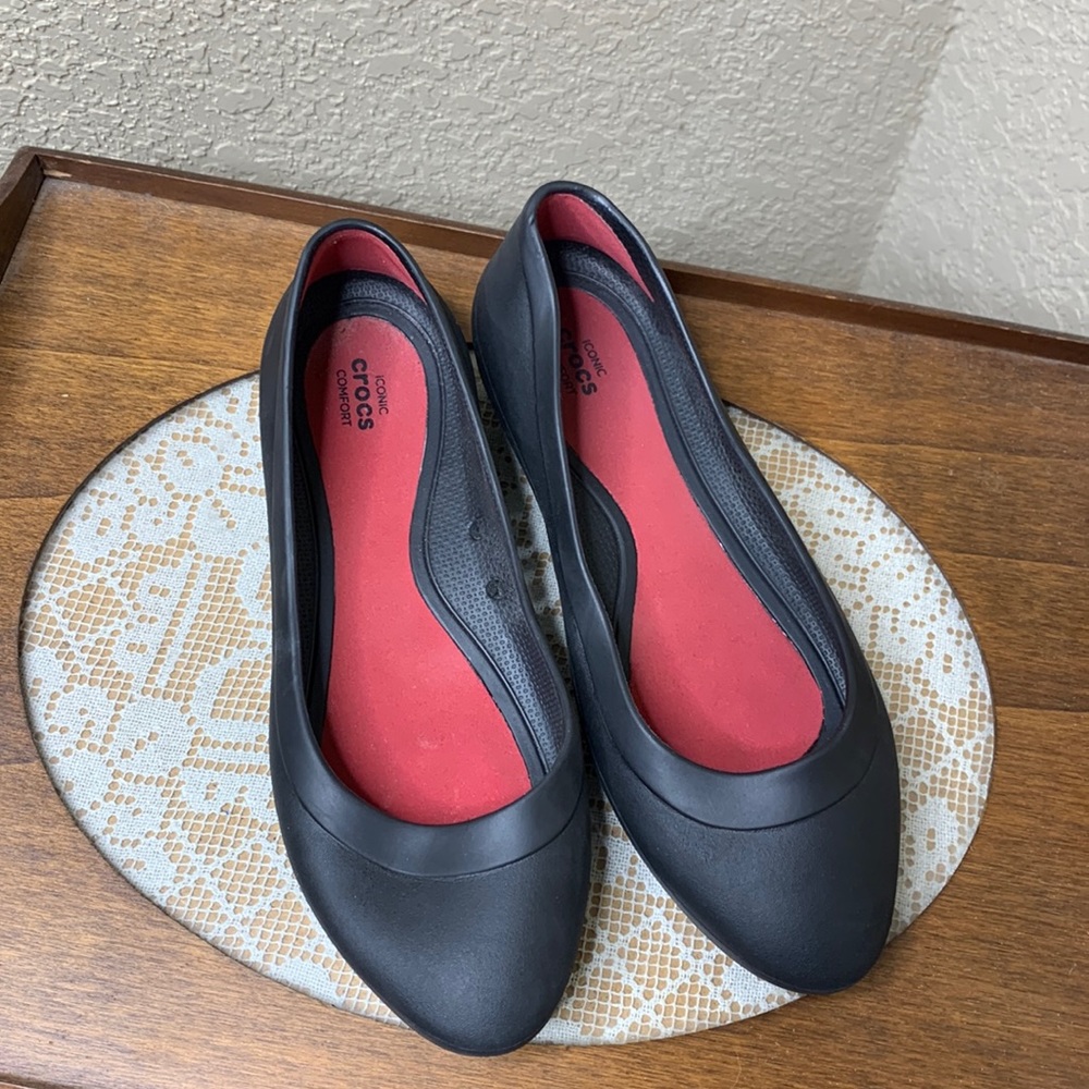 Crocs Iconic Comfort slide on shoes